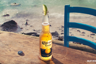 This is living: Η Corona κλείνει τα 100 και γιορτάζει με έναν μεγάλο διαγωνισμό 