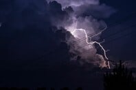 Έκτακτο δελτίο επιδείνωσης καιρού: Καταιγίδες και χαλαζοπτώσεις τις επόμενες ώρες