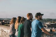 «Polycule» σαν να λέμε ερωτικό τρίγωνο, αλλά με 50 συντρόφους παραπάνω 