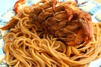 Στα νησιά μαγειρεύουν την καραβίδα απλά, και την απογειώνουν 