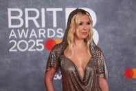 ΜΙΛΙ ΜΠΟΜΠΙ ΜΠΡΑΟΥΝ ΛΟΑΤΚΙ