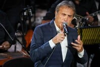 Ο Γιώργος Νταλάρας τιμήθηκε ως «διακεκριμένος» πολίτης του Μπουένος Άιρες