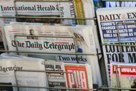 Μεγάλη κίνηση στον βρετανικό Τύπο - Η Daily Mail εξαγοράζει την Telegraph