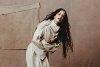 Rosalía: To Βατικανό εκθειάζει το νέο της άλμπουμ «LUX»