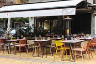 Το Σχολαρχείο της Κυψέλης: Αγαπημένο στέκι που αναβιώνει την έννοια της γειτονιάς