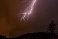 ΚΑΙΡΟΣ ΩΜΕΓΑ ΕΜΠΟΔΙΣΤΗΣ ΜΑΡΟΥΣΑΚΗΣ