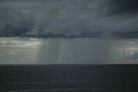 Μαρουσάκης: Προ των πυλών νέο κύμα κακοκαιρίας στη χώρα - Βροχές, καταιγίδες και κρύο το Σάββατο