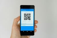 ΑΠΑΤΗ QR CODE