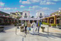 Hello Sale στο Designer Outlet Athens για shopping με στυλ και προσφορές που ξεχωρίζουν
