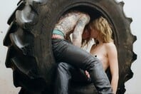 Σβήσε με κυρά μου απ' τα κιτάπια σου. Από τον Στάθη Τσαγκαρουσιάνο