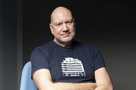 Στάθης Καλύβας: «Όταν τελειώσεις το σχολείο, το μόνο που θες είναι να το ξεχάσεις»