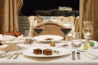 Nico Lazaridi “Μαγικό Βουνό”: Μία επετειακή οινική εμπειρία στο εστιατόριο Tudor Hall