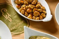 Τα μεζεδάκια του «Παπαγάλου» στην Καλλιθέα μένουν αξέχαστα 