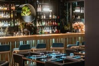 AOMI Sushi Cocktail Bar: Εκεί όπου η ιαπωνική κουζίνα συναντά τη μεσογειακή φινέτσα