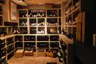 Materia Prima: Ένα μαγαζί όπου κάθε μέρα είναι γιορτή κρασιού