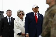 ΣΟΥΖΙ ΓΟΥΑΙΛΣ ΤΡΑΜΠ ΚΑΡΚΙΝΟΣ 