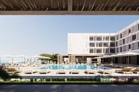 Το Tinos Beach επιστρέφει: η νέα αφορμή για καλοκαιρινές αποδράσεις στην Τήνο