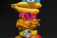 Η νέα συλλογή PAINTED PARADISE της SWATCH συνδυάζει μίνιμαλ αισθητική και τροπικό mood