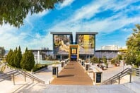 Golden Hall: Η εξέλιξη ενός premium fashion προορισμού