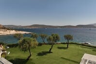 Η FOR303 παρουσιάζει το αθηναϊκό ντεμπούτο της MAGNIFIK