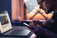 SOCIAL MEDIA ΕΡΕΥΝΑ ΔΗΜΟΚΡΑΤΙΑ