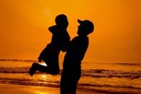 ΠΑΤΡΟΤΗΤΑ ΟΡΜΟΝΕΣ ΕΓΚΕΦΑΛΟΣ ΑΝΔΡΕΣ