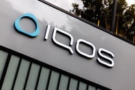 Η Philip Morris International ανανεώνει την αδειοδότηση του IQOS από τον FDA