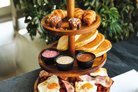 Braxton: Το brunch spot με τον viral Πύργο και τον ψαγμένο καφέ