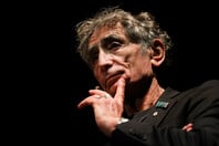 Γκάμπορ Ματέ: «Έχουμε απεγνωσμένα ανάγκη ο ένας τον άλλον»