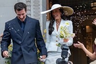 DUA LIPA CALLUM TURNER ΓΑΜΟΣ ΠΑΡΤΙ