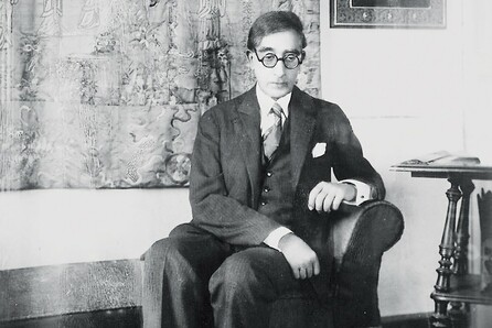 Αφιέρωμα στον μεγάλο Αλεξανδρινό ποιητή Κ.Π. Καβάφη