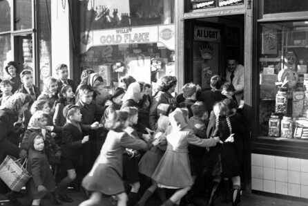 Public, Black Friday