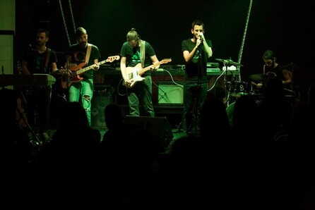 Disconnected live