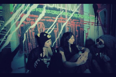 2thebone Live w/ Pretty Retards + The Dancing Cripples
