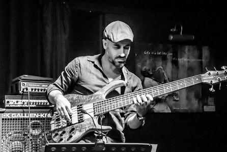 Dimitris Moutafis trio 