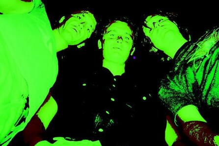 Screaming Fly + Fool In The Box + Electric Bulbs Of Death Live