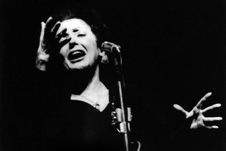 Piaf του Δημήτρη Μαλισσόβα