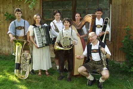 UNTERBIBERGER HOFMUSIK