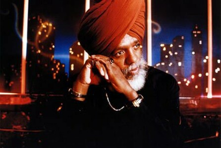 DR. LONNIE SMITH TRIO