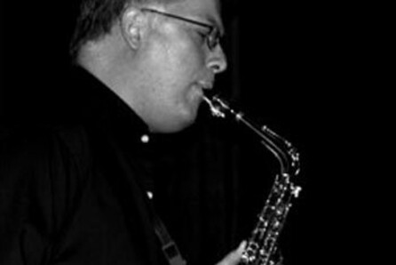 THREE GENERATIONS JAZZ TRIO (ΜΙΜΗΣ ΠΛΕΣΣΑΣ, ΒΑΣΙΛΗΣ ΡΑΚΟΠΟΥΛΟΣ, ΑΝΤΩΝΗΣ ΛΑΔΟΠΟΥΛΟΣ)