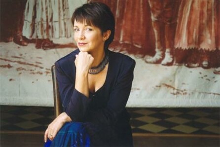 MARTA SEBESTYEN «I SEE THE GATES OF HEAVEN BEING OPEN» ΘΡΗΣΚΕΥΤΙΚΗ ΚΑΙ ΚΟΣΜΙΚΗ ΜΟΥΣΙΚΗ ΑΠΟ ΟΛΟ ΤΟΝ ΚΟΣΜΟ