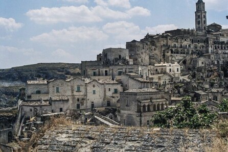 Τζένη Λυκουρέζου / Matera, γη των βράχων 