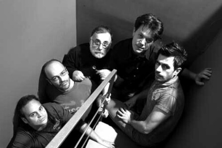 ΘΑΝΟΣ ΜΙΚΡΟΥΤΣΙΚΟΣ - ΥΠΟΓΕΙΑ ΡΕΥΜΑΤΑ ΚΑΙ ΓΙΑΝΝΗΣ ΚΟΥΤΡΑΣ - ΤΟΥΣ ΕΧΩ ΒΑΡΕΘΕΙ!...
