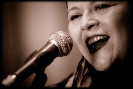Martha Moreleón / Roman Gomez Trio & guests
