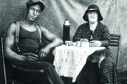 Εν απουσία θέματος, Φωτογραφίες του Michael Somoroff & του August Sander