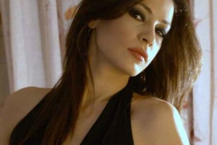 Natalia Soledad Petsalis with Gomez Trio