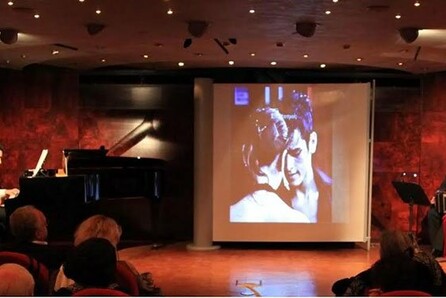 Dueto Tango, Το Bαθύ Kόκκινο του Tango