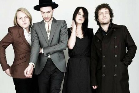 THE VEILS
