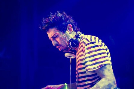 Kris Riot @ Ηοxton