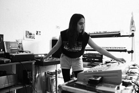 Phormix 1 year: Helena Hauff + Ngly (live) + ΚΕΜΑΛ + Morah at six d.o.g.s
